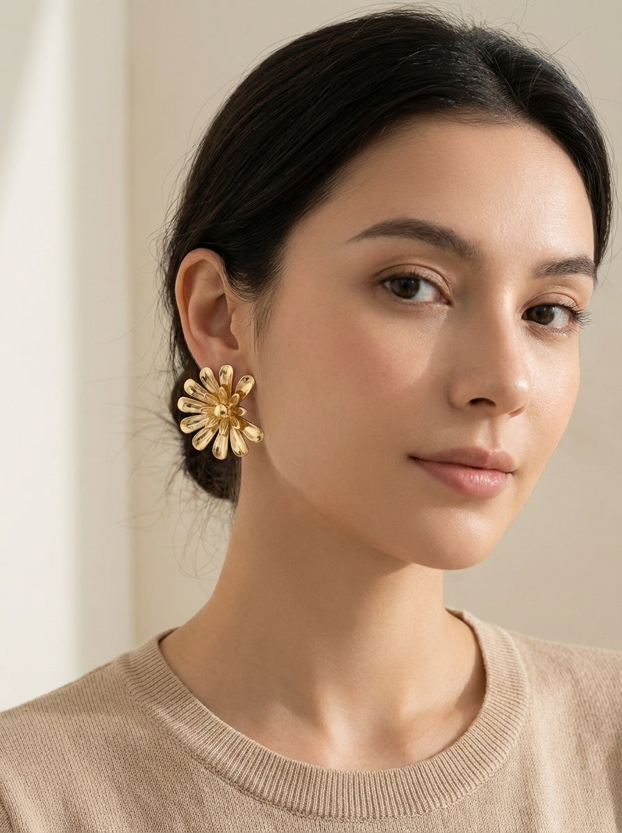 Aretes En Flor Dorados Elegantes ✨