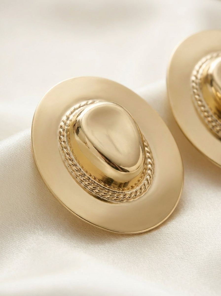 Aretes Sombrero Dorados Elegantes ✨