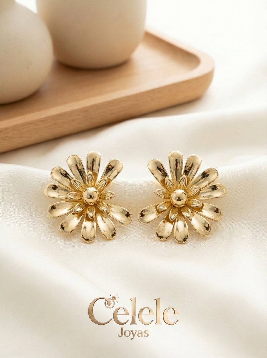 Aretes En Flor Dorados Elegantes ✨