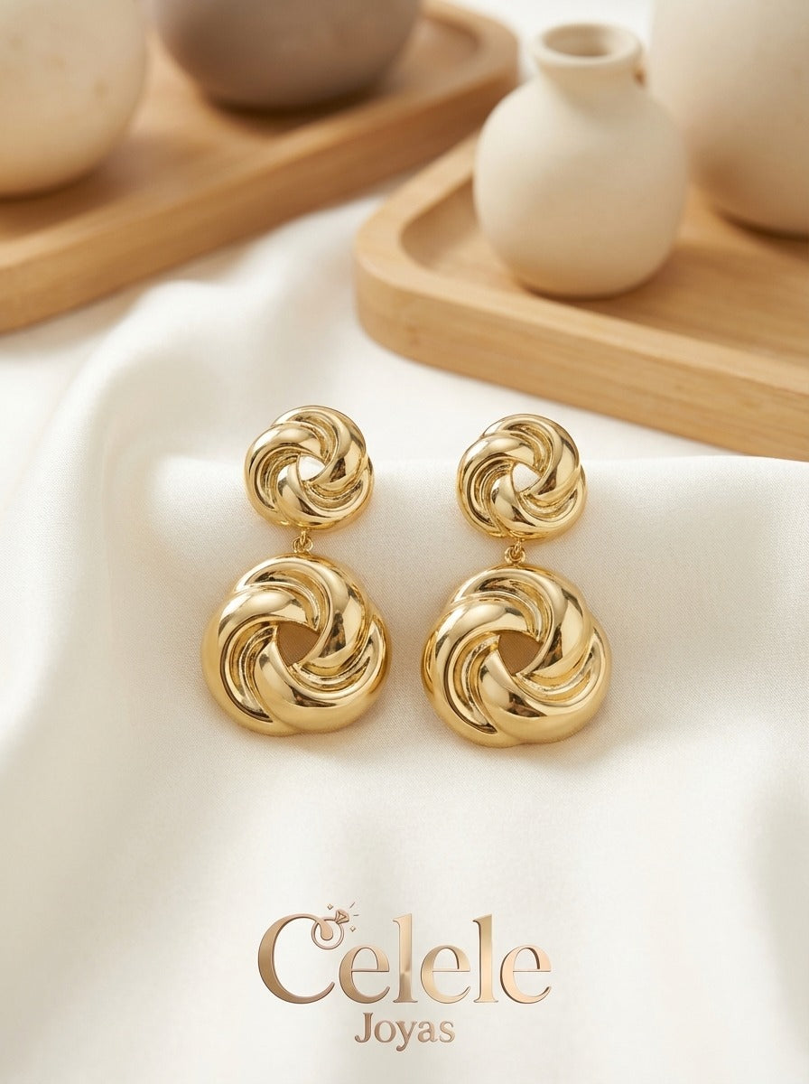 Maxi aretes Nudo Dorados Elegantes ✨