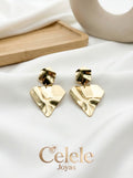 Maxi aretes Triangulo  Dorados Elegantes ✨