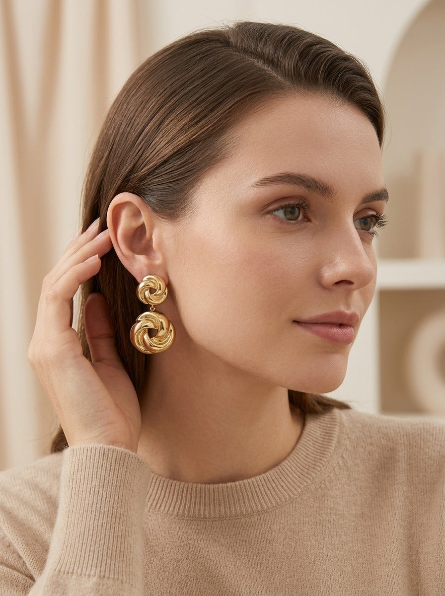 Maxi aretes Nudo Dorados Elegantes ✨